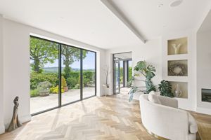 Photo 19- click for photo gallery